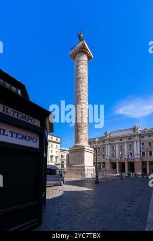 Colonna di Marco Aurelio, Piazza colonna, Roma, Lazio, Italia Foto Stock