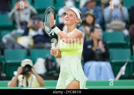 Osaka, Giappone. 20 ottobre 2024. Suzan Lamens (NED) Tennis: Finale di singolare al Morita Tennis Center Utsubo durante il Kinoshita Group Japan Open Tennis Championships 2024 a Osaka, Giappone . Crediti: SportsPressJP/AFLO/Alamy Live News Foto Stock