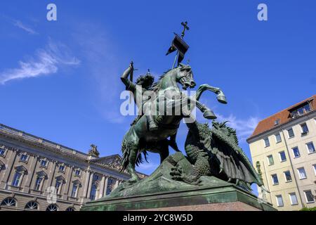 St George, Dragon Slayer, quartiere Nikolai, Berlino, Germania, Europa Foto Stock