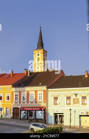 Piazza principale, alle mura della città, Waidhofen an der Thaya, Waldviertel, bassa Austria, Austria, Europa Foto Stock