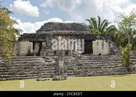 Le rovine dell'antica città maya di Kohunlich, Quintana Roo, Messico, America centrale Foto Stock