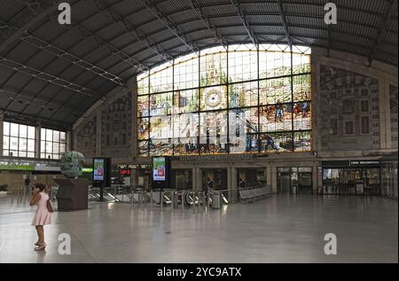 Sala della stazione ferroviaria abando indalecio prieto di bilbao, spagna Foto Stock