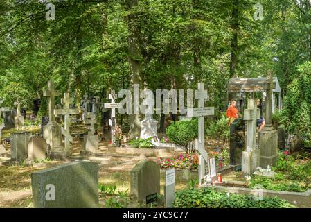 Cimitero della Chiesa ortodossa russa, Chiesa di San Costantino e Elena, Wittestraße, Tegel, Reinickendorf, Berlino, Germania, Friedhof der russisch- Foto Stock