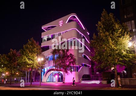 Telekom-Haus, Magenta Mitte, Ebertstraße, Mitte, Berlino, Germania, Germania Foto Stock