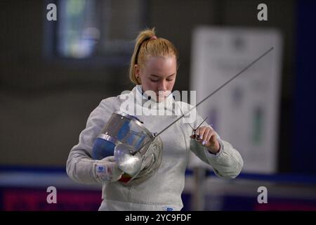 Kiev, Ucraina. 21 ottobre 2024. Kiev, Ucraina Oktober 21, 2024 GONTSOVA Daria durante la Women Sabre Fencing Cup of Ukraine 2024 a Kiev, Ucraina (KUBANOV PAVLO UKR/SPP) crediti: SPP Sport Press Photo. /Alamy Live News Foto Stock