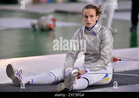 Kiev, Ucraina. 21 ottobre 2024. Kiev, Ucraina Oktober 21, 2024 HNIDASHEVA Valeria durante la Women Sabre Fencing Cup of Ukraine 2024 a Kiev, Ucraina (KUBANOV PAVLO UKR/SPP) crediti: SPP Sport Press Photo. /Alamy Live News Foto Stock