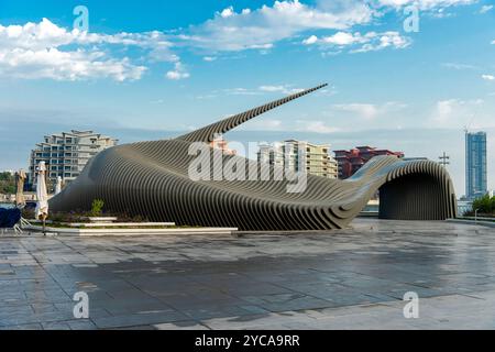 ATHAR, Un monumento per le donne del Bahrein, simbolo di profondo rispetto. Manama Corniche. Foto Stock