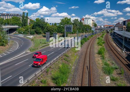 Autobahn, autostrada cittadina A100, S Bahnhof Witzleben, Berlino, Germania, Stadtautobahn A100, Germania Foto Stock