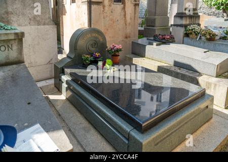 La tomba di Claude Debussy al cimitero di Montmartre a Parigi Foto Stock
