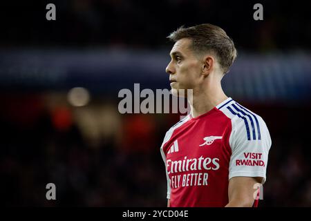 Londra, Regno Unito. 22 ottobre 2024. Londra, Inghilterra, 22 ottobre 2024: Leandro Trossard (Arsenale 19) durante la partita di UEFA Champions League tra Arsenal e Shakhtar Donetsk all'Emirates Stadium di Londra, Inghilterra. (Pedro Porru/SPP) credito: SPP Sport Press Photo. /Alamy Live News Foto Stock