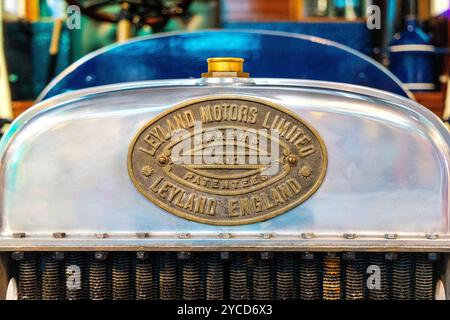 Primo piano dell'autobus Leyland X2 del 1908, London Transport Museum, Londra, Inghilterra Foto Stock