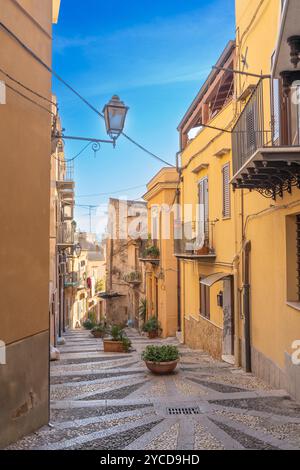 Scalinata monumentale di via Roma, termini Imerese, Palermo, Sicilia, Italia Foto Stock