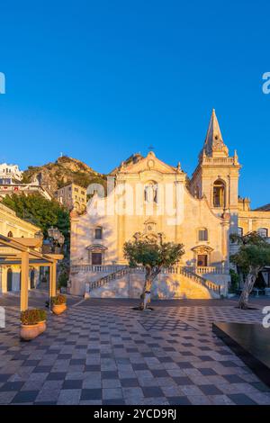 Chiesa di San Giuseppe, Piazza IX aprile, Taormina, Messina, Sicilia, Italia Foto Stock