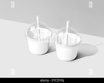 Bicchiere di plastica vuoto con White Label Mockup 3D. Foto Stock