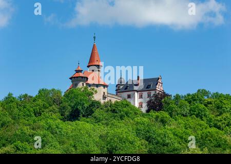 Germania, Turingia, la veste Heldburg era un alto castello medievale in cima alla collina che fu ricostruito come castello in stile rinascimentale nel XVI secolo; la veste è sede del Museo tedesco del castello, aperto nel settembre 2016 Foto Stock