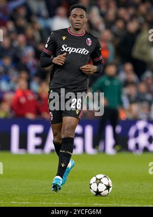 Birmingham, Regno Unito. 22 ottobre 2024. Jhon Lucum' di Bologna durante la partita di UEFA Champions League a Villa Park, Birmingham. Il credito per immagini dovrebbe essere: Andrew Yates/Sportimage Credit: Sportimage Ltd/Alamy Live News Foto Stock