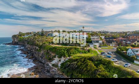 Sobborghi di Sydney con vista panoramica sull'oceano, Dee Why, Northern Beaches, NSW, Australia Foto Stock