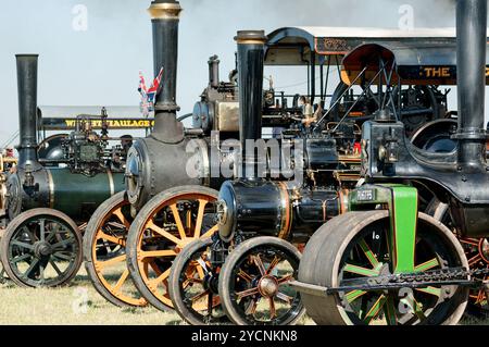 Motori a vapore in mostra all'Ackworth Classic Vehicle Rally, West Yorkshire UK nel 2005 Foto Stock