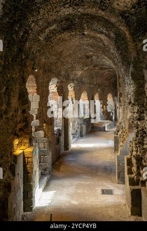 Teatro greco-romano antico di Catania, Catania, Sicilia, Italia Foto Stock