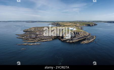 Una vista aerea del faro di Galley Head nella contea di Cork Foto Stock