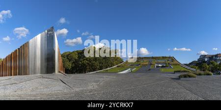 Budapest, Ungheria, 4 ottobre 2022: Vista panoramica del Monumento alla Rivoluzione ungherese del 1956 nel centro di Budapest, Europa Foto Stock