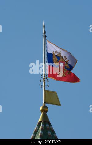 Standard del presidente della Federazione Russa. La bandiera russa in cima al Cremlino. Foto Stock