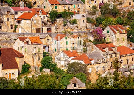 Dtone vilage Lozisca sull'isola di Brac view Foto Stock