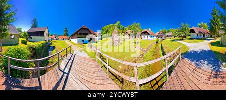 Tradizionale villaggio di Kumrovec nella regione Zagorje della Croazia vista panoramica Foto Stock