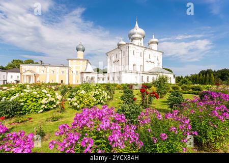 Khutyn Monastero della Trasfigurazione del Salvatore e di San Varlaam vicino a Veliky Novgorod, Russia Foto Stock