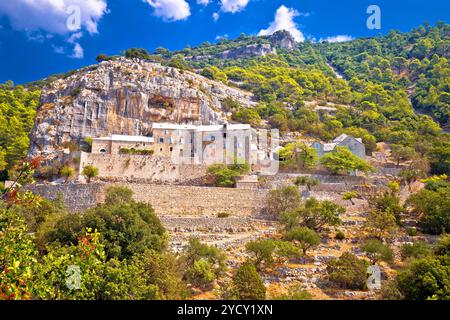 Pustinja Blaca hermitage sulla roccia Foto Stock