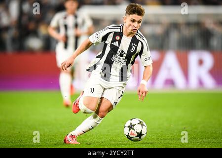 22 ottobre 2024, Torino, Italia: Francisco CONCEICAO della Juventus durante la partita di UEFA Champions League, League Phase MD3 tra Juventus FC e VfB Stuttgart all'Allianz Stadium il 22 ottobre 2024 a Torino. (Credit Image: © Matthieu Mirville/ZUMA Press Wire) SOLO PER USO EDITORIALE! Non per USO commerciale! Foto Stock