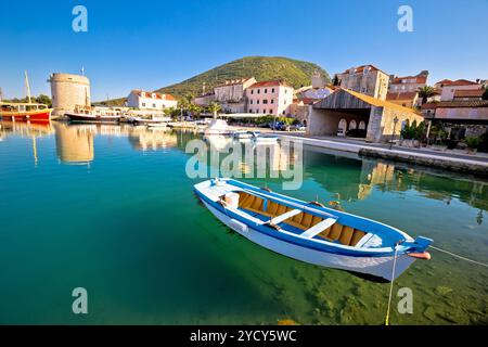 Mali Ston waterfront e punti di riferimento storici visualizza Foto Stock