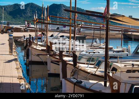 piccolo porto a cala bona, mallorca, spagna Foto Stock