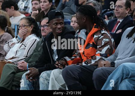 Madrid, Spagna. 25 ottobre 2024. Vinicius Junior durante la partita di EuroLeague turca tra Real Madrid e Crvena Zvezda Belgrado al WiZink Center il 24 ottobre 2024 a Madrid in Spagna Credit: SIPA USA/Alamy Live News Foto Stock