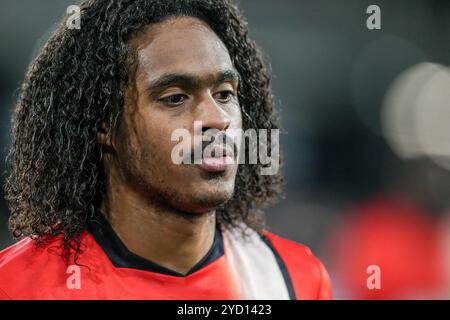 Luton, Regno Unito. 23 ottobre 2024. Tahith Chong (14) di Luton Town durante il match per il titolo Sky Bet tra Luton Town e Sunderland a Kenilworth Road, Luton, Inghilterra, il 23 ottobre 2024. Foto di David Horn. Credito: Prime Media Images/Alamy Live News Foto Stock