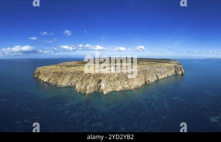 Vista panoramica aerea di Cap de Barbaria e del faro sull'isola di Formentera Foto Stock