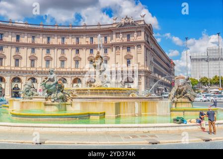 Roma, Italia - 10 Maggio 2017 : Piazza della Repubblica (Piazza della Repubblica) e la Fontana Esedra. L'Italia. Foto Stock