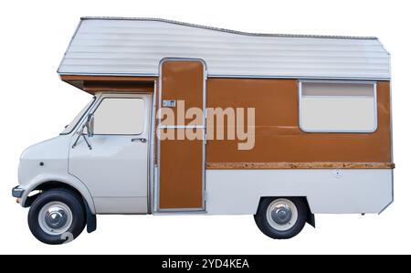 Camper retro Brown isolato d'epoca (o camper o camper) su sfondo bianco Foto Stock