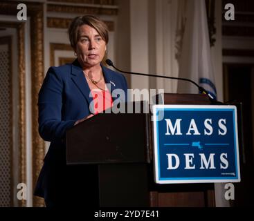 Boston, Massachusetts, USA 13 giugno 2024 il governatore del Massachusetts Maura Healey alla 25a cena annuale del Mass Dems al Copley Plaza Hotel di Boston il 13 giugno 2024. (Rick Friedman ) Foto Stock