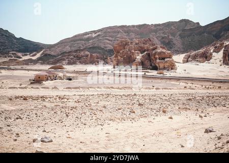 Penisola del Sinai o Sinai. Dahab, penisola del Sinai, Egitto, montagne nel deserto del Sinai Foto Stock