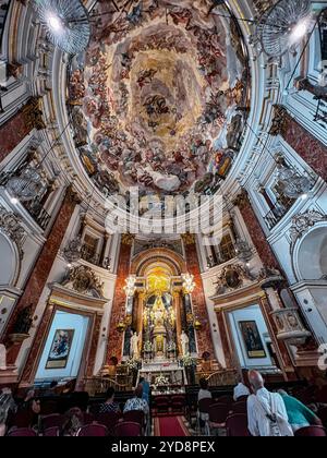 Valencia, Spagna - 3 settembre 2022: La Cattedrale di Valencia, nota anche come Cattedrale di Santa Maria, è una chiesa cattolica di Valencia, Spagna. Foto Stock