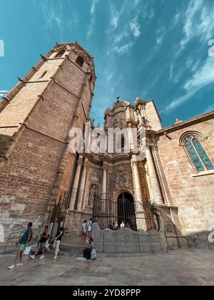 Valencia, Spagna - 3 settembre 2022: La Cattedrale di Valencia, nota anche come Cattedrale di Santa Maria, è una chiesa cattolica di Valencia, Spagna. Foto Stock