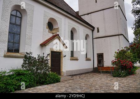 Die Pfarrkirche St. Genesius steht a Riedböhringen, einem Ortsteil der Stadt Blumberg im Schwarzwald-Baar-Kreis nel Baden-Württemberg. In der Kirche B. Foto Stock