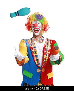 Felice clown che giocherà nei club su sfondo bianco Foto Stock