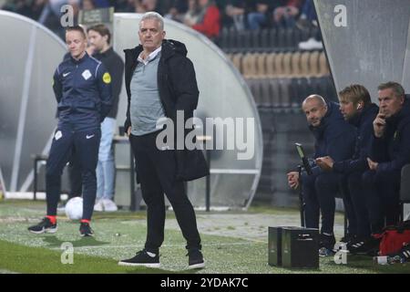 Venlo, Niederlande. 25 ottobre 2024. Venlo, Niederlande 25. Oktober 2024: Eerste Divisie - 2024/2025 - VVV Venlo vs. FC Den Bosch IM Bild: Trainer John Lammers (VVV Venlo) crediti: dpa/Alamy Live News Foto Stock