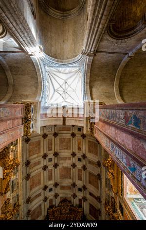 Cattedrale di Santa Maria di Porto o Cattedrale di Porto (se do porto), Porto, Portogallo. Foto Stock