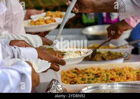 Cucina tradizionale brasiliana servita in un ristorante popolare per la popolazione locale a basso reddito., Brasile Foto Stock