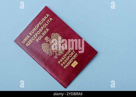 Passaporto internazionale cartaceo di un cittadino polacco Foto Stock