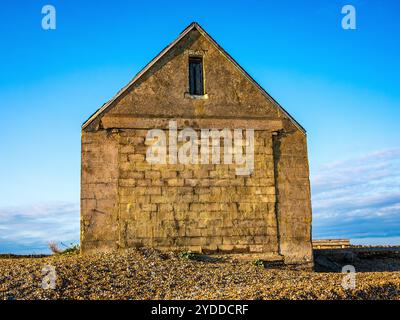 La casa delle scialuppe di salvataggio Mary Stanford è immersa nella luce dorata del sole a Winchelsea, Rye Foto Stock