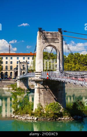 Vecchia passerella del College sul fiume Rodano a Lione, Francia Foto Stock